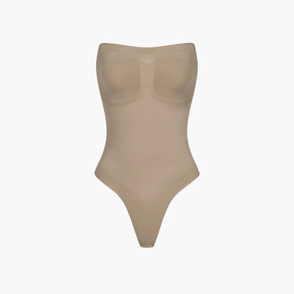 Trägerloser Bodysuit Sculpting Shapewear mit String creamy fabrics