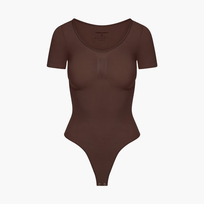 Bodysuit Sculpting Shapewear T-Shirt mit String creamy fabrics